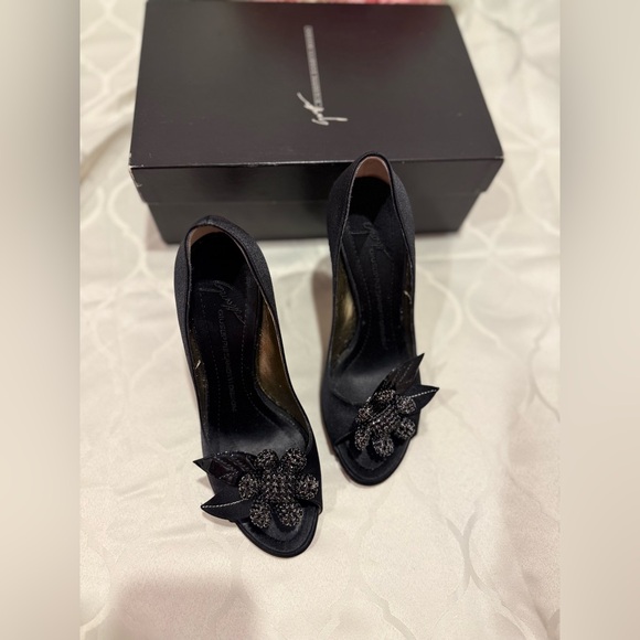 Giuseppe Zanotti Vintage Black pumps heels Sandals Heels Size EUR 37/ US 7 Y2K - Picture 3 of 6